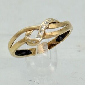 Vintage 10K Yellow & white Gold crossover knot style Ring | Size 6 US | 1.4gr